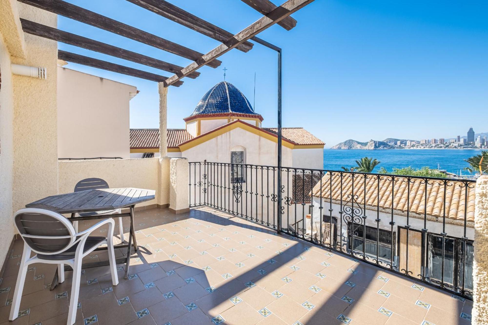 Apartamentos El Castell Benidorm Old-Town Exterior photo